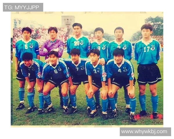 足球朱晓东的成长之路与职业生涯的辉煌成就探讨